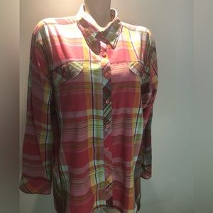 Excellent condition women Columbia button down shirt
